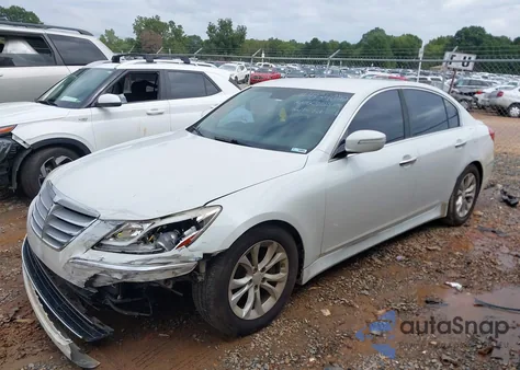 2013 Hyundai Genesis 3.8 from USA, damaged, VIN KMHGC4DD2DU250120